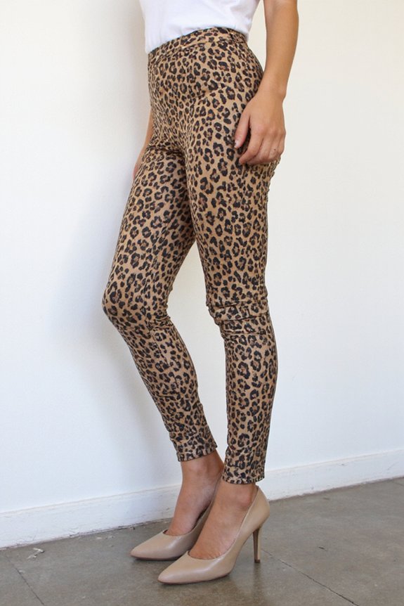 textured patterned leggings styles
