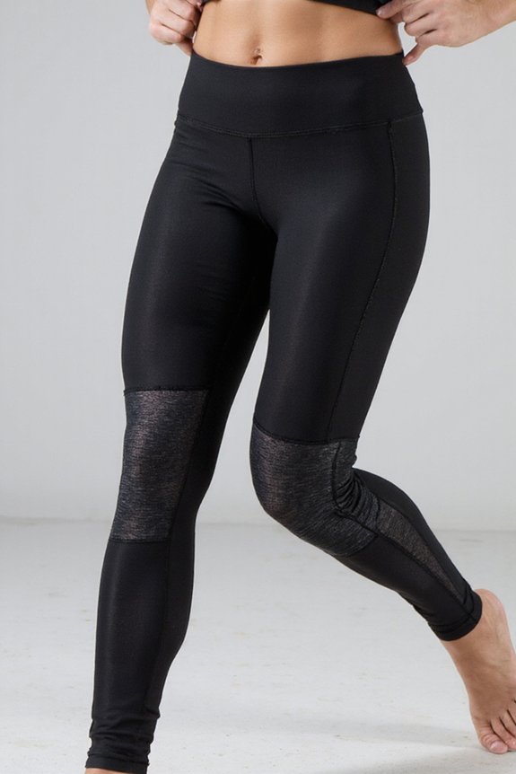 compression leggings with moisture wicking