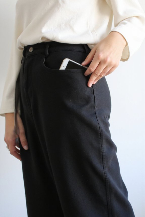 flattering high waisted leggings with pockets