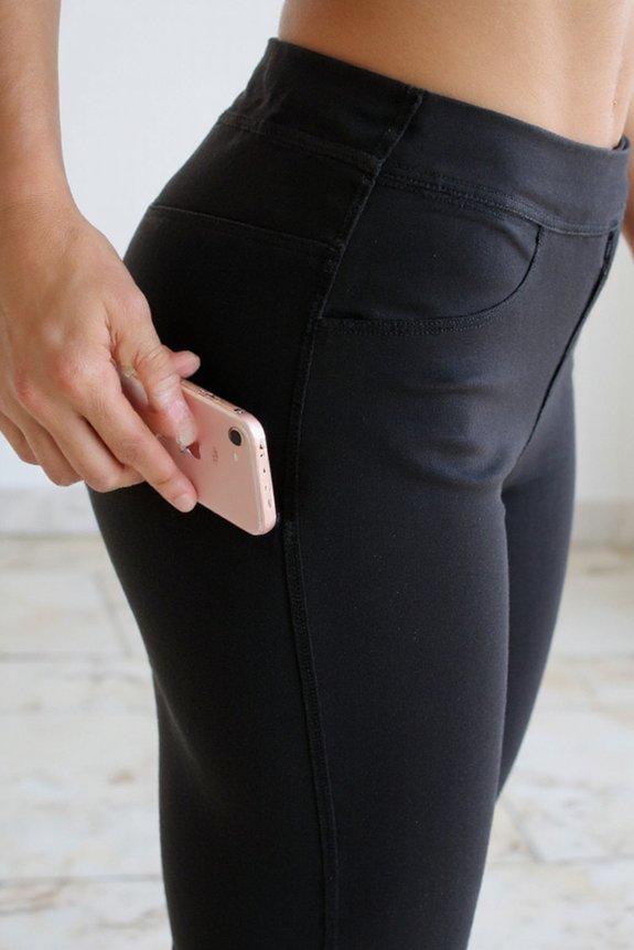 premium quality leggings pockets