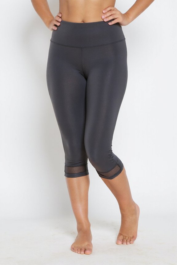 sculpting breathable tummy control